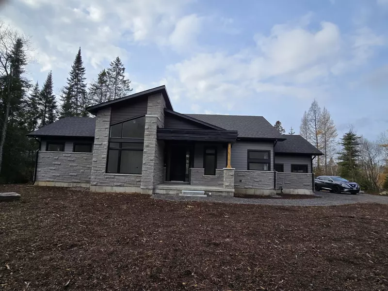 1047 Greensview DR, Lake Of Bays, ON P1H 0K1