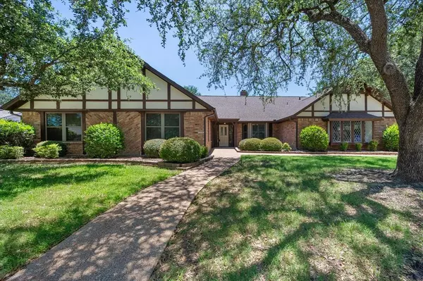 Mansfield, TX 76063,1600 Meadow Crest Lane