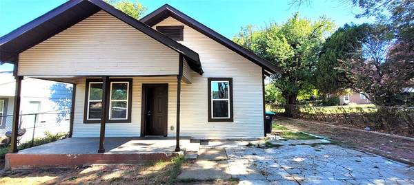 2613 Avenue H,  Fort Worth,  TX 76105