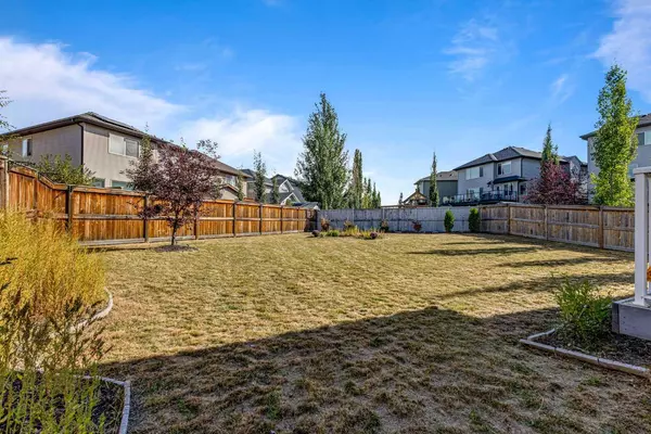 Calgary, AB T2Z 1E7,2067 Brightoncrest Common SE