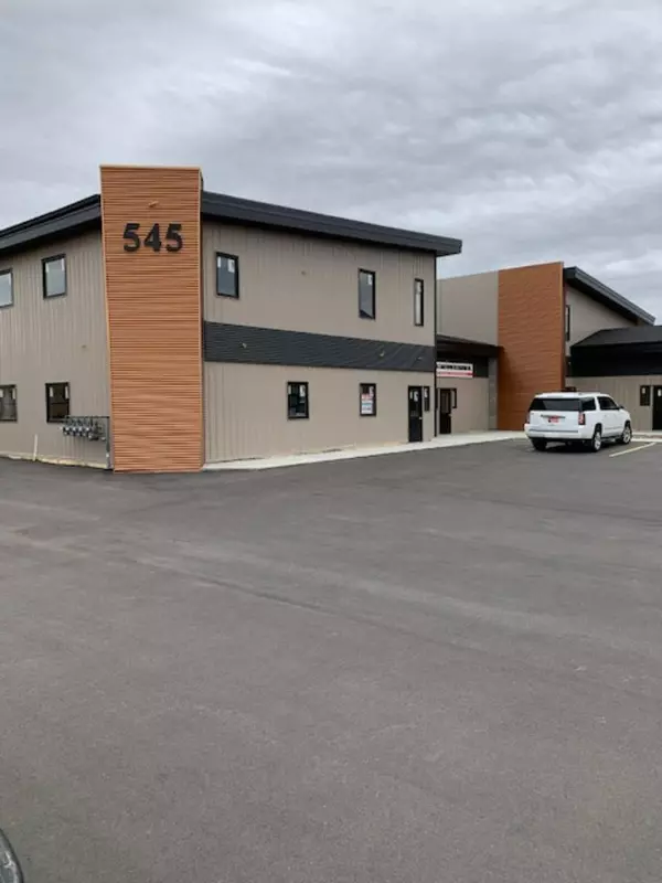 Lethbridge, AB T1J 1Y6,545 WT Hill BLVD S #20