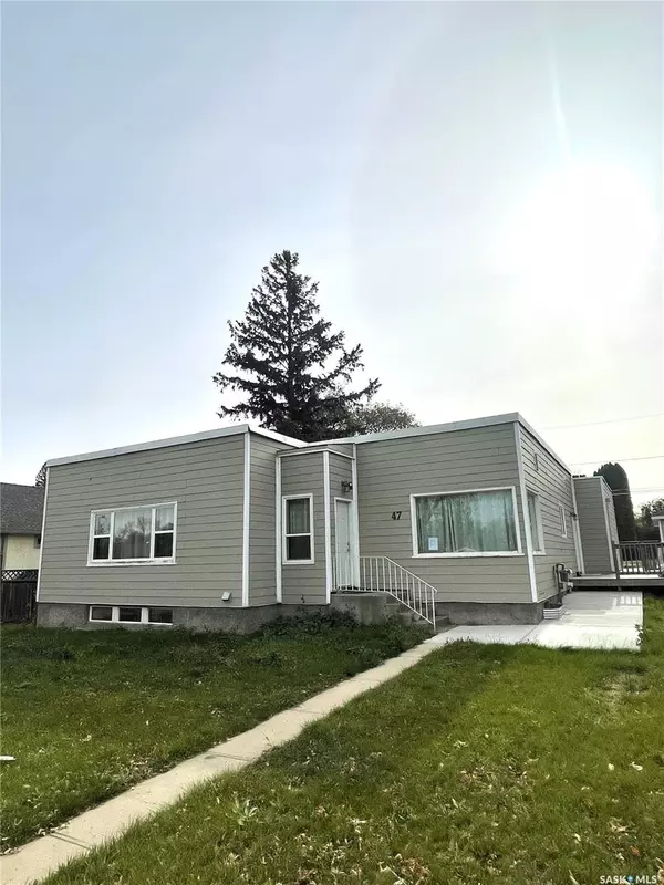 47 21st STREET E, Prince Albert, SK S6V 1L7