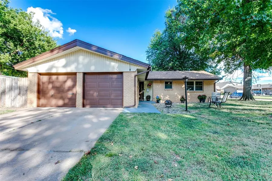 3112 Oakbrook Drive, Del City, OK 73115