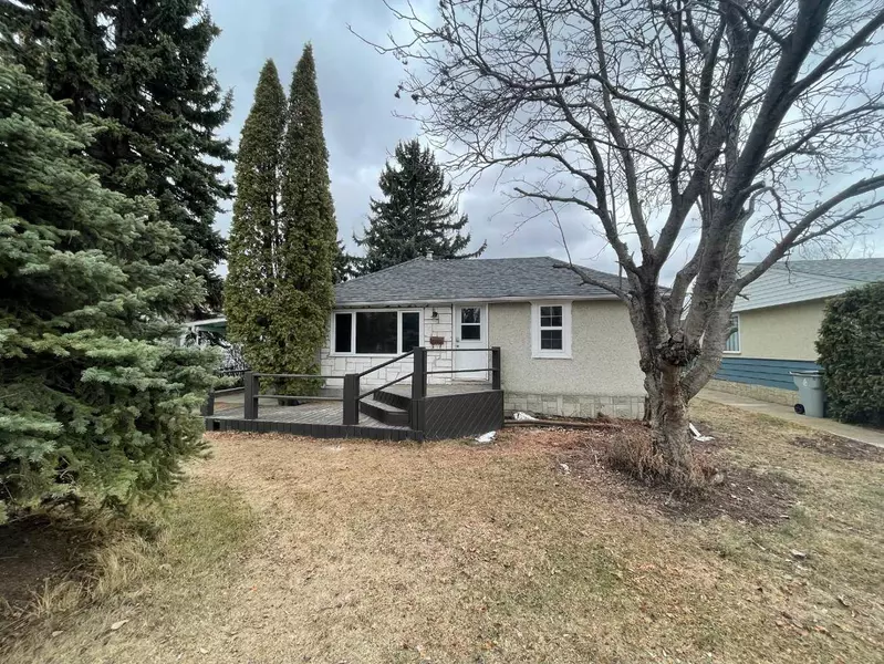 833 7 Avenue, Wainwright, AB T9W1C8