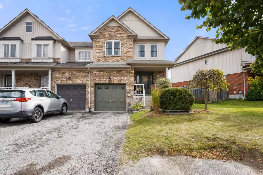 11 Lilly Mckeowan CRES, East Gwillimbury, ON L0G 1M0