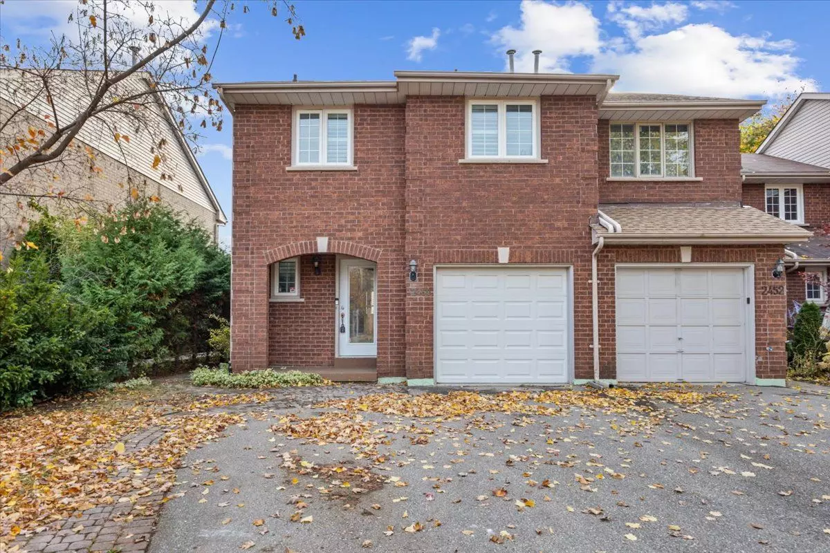 Oakville, ON L6H 5Y3,2450 New Wood DR