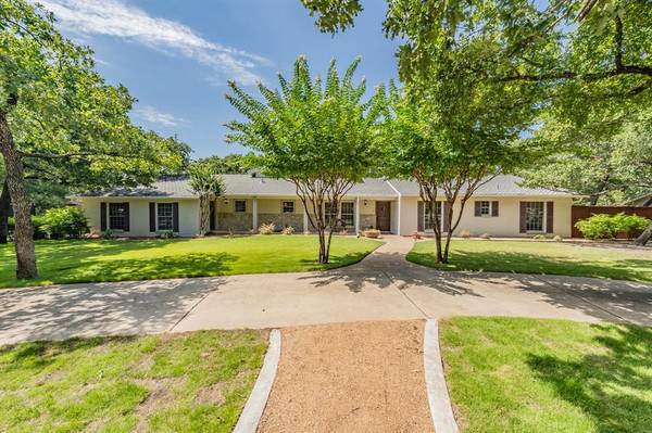 3620 Sunset Lane, Dalworthington Gardens, TX 76016