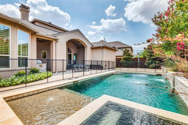 643 Fountainview Drive, Irving, TX 75039