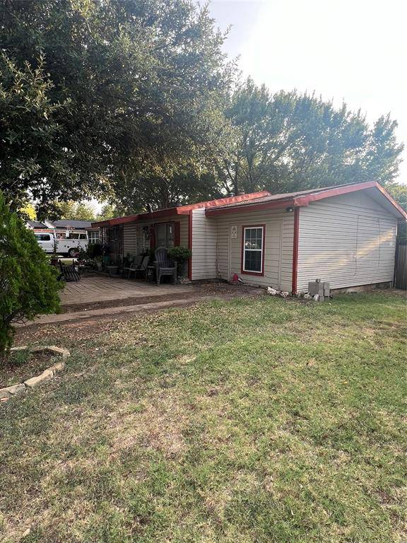 340 Claudia Street,  Arlington,  TX 76010