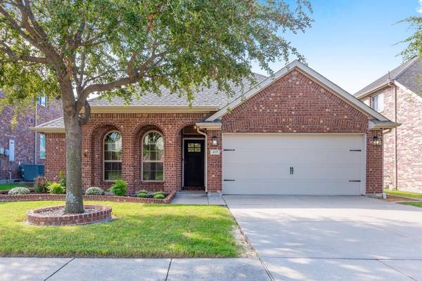 415 Highland Fairway Lane, Wylie, TX 75098