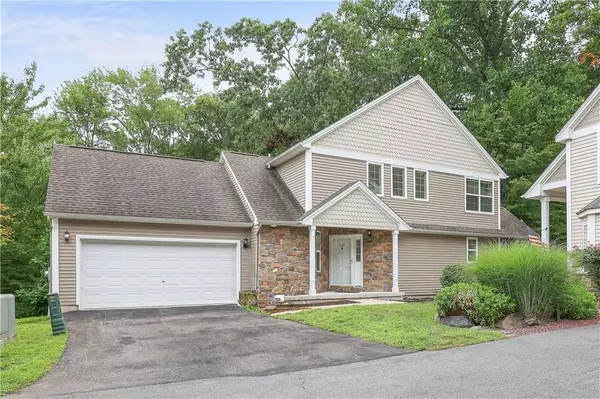 225 Aspen Cmn,  Middle Smithfield Twp,  PA 18302