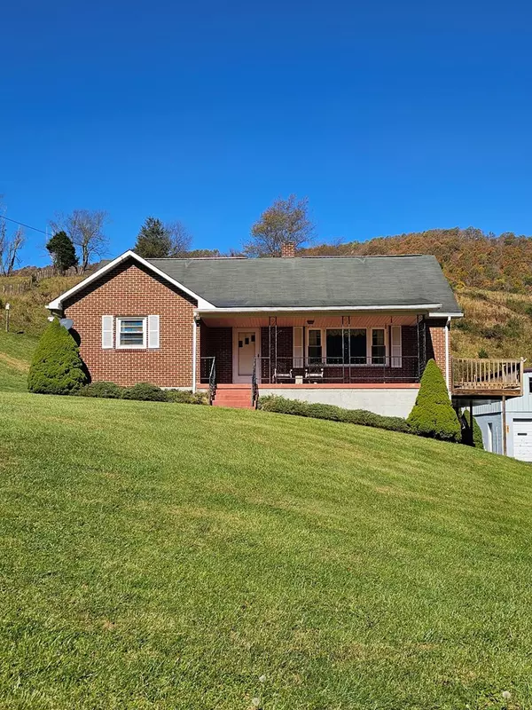 Bastian, VA 24314,5325 Clear Fork Road