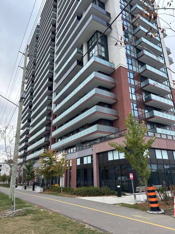 Oshawa, ON L1L 0R5,2550 Simcoe ST N #205