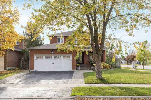 467 Hedgerow LN, Oakville, ON L6H 4V8