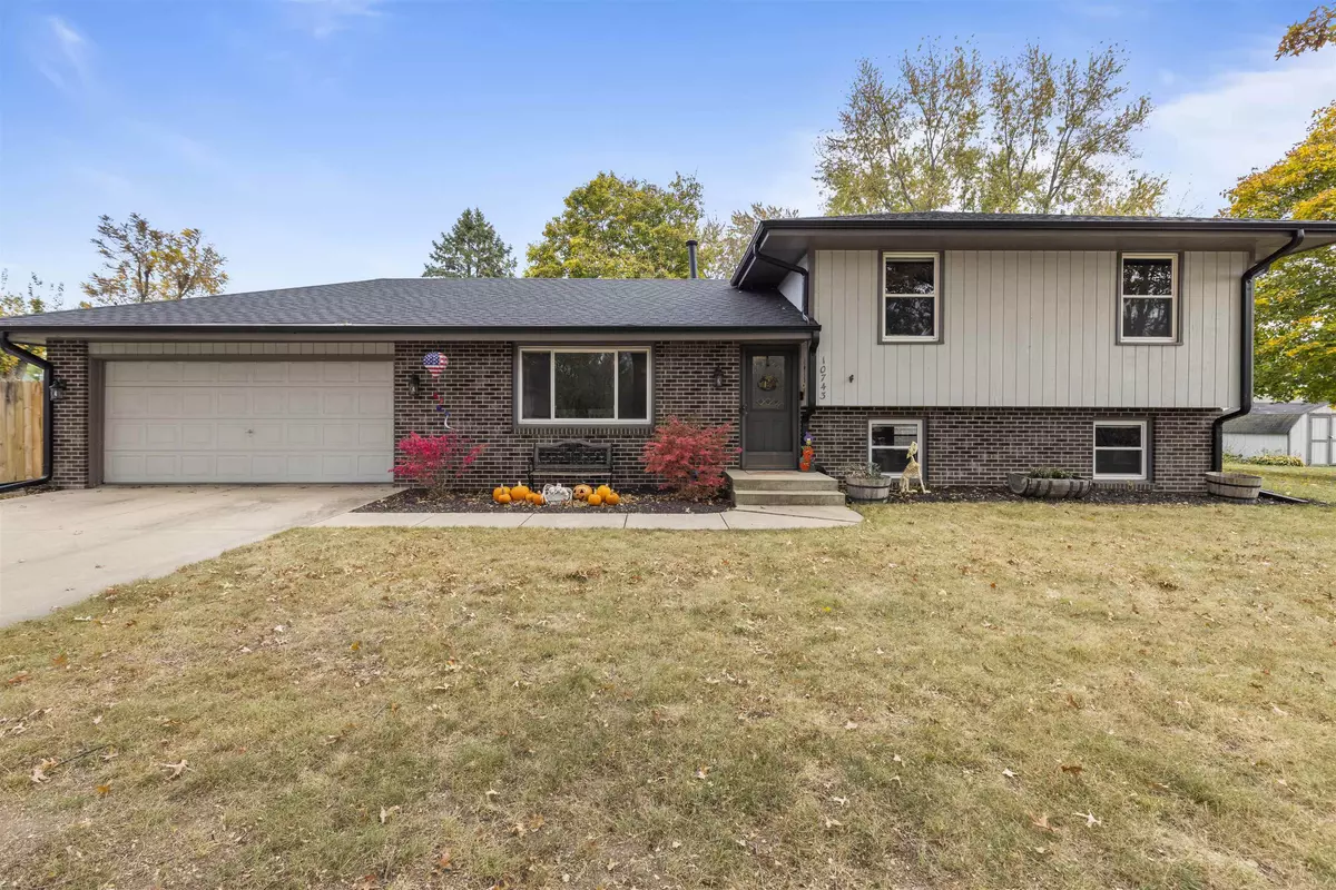 Machesney Park, IL 61115,10743 China Berry Lane