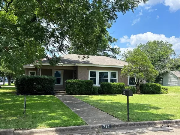 Cleburne, TX 76033,714 Forrest Avenue