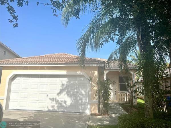 3933 NW 88th Ter, Coral Springs, FL 33065