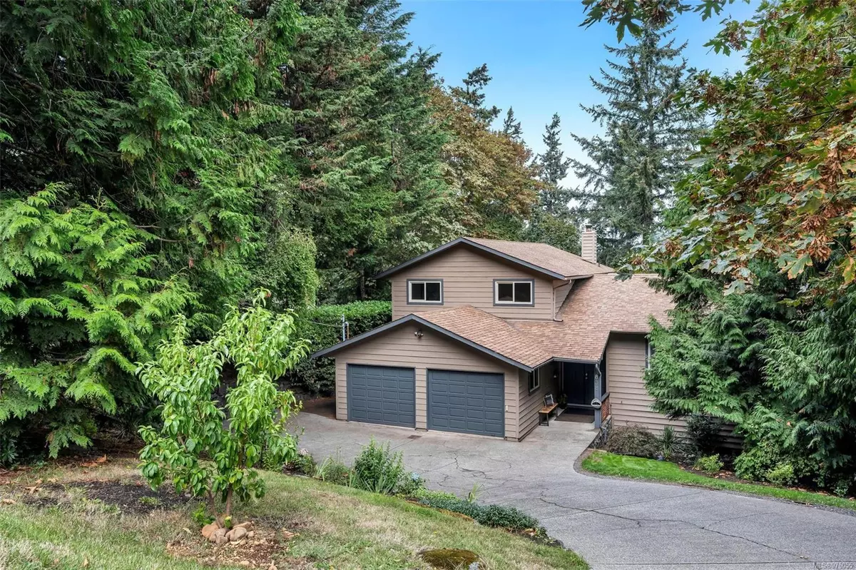 Colwood, BC V9C 3H7,838 Cecil Blogg Dr