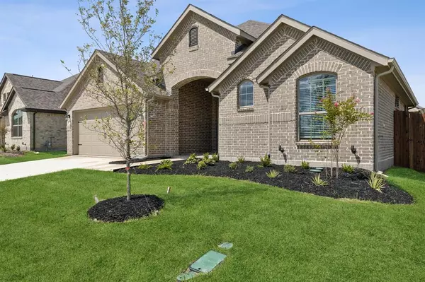 Waxahachie, TX 75165,625 Red Maple Road