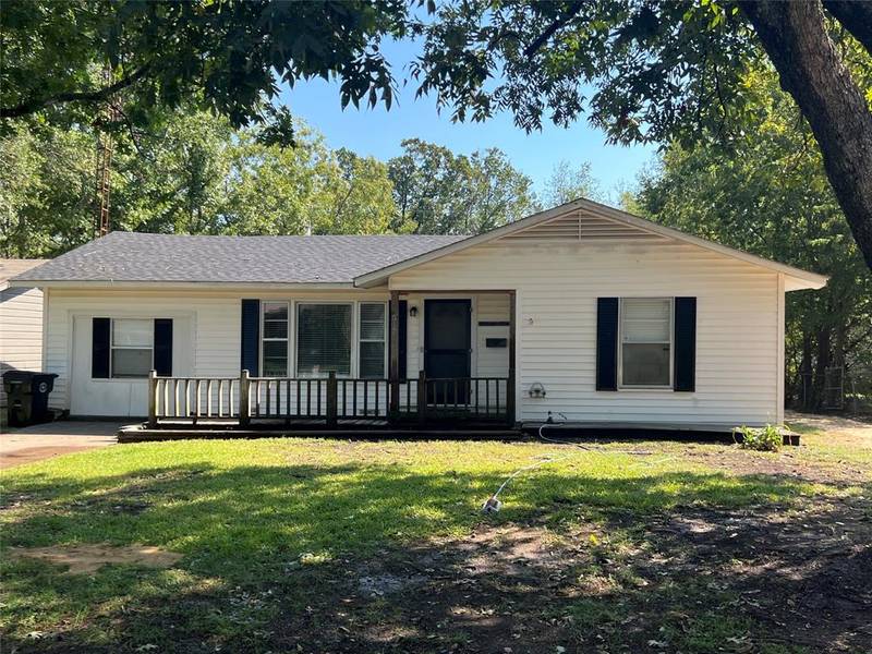 517 Willow Street, Wills Point, TX 75169