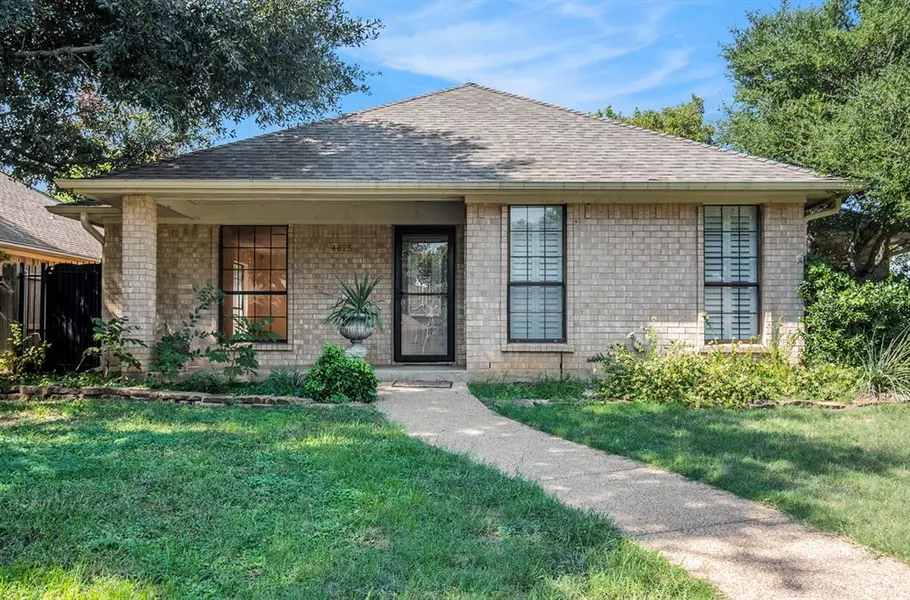 4825 Courtside Drive, Fort Worth, TX 76133