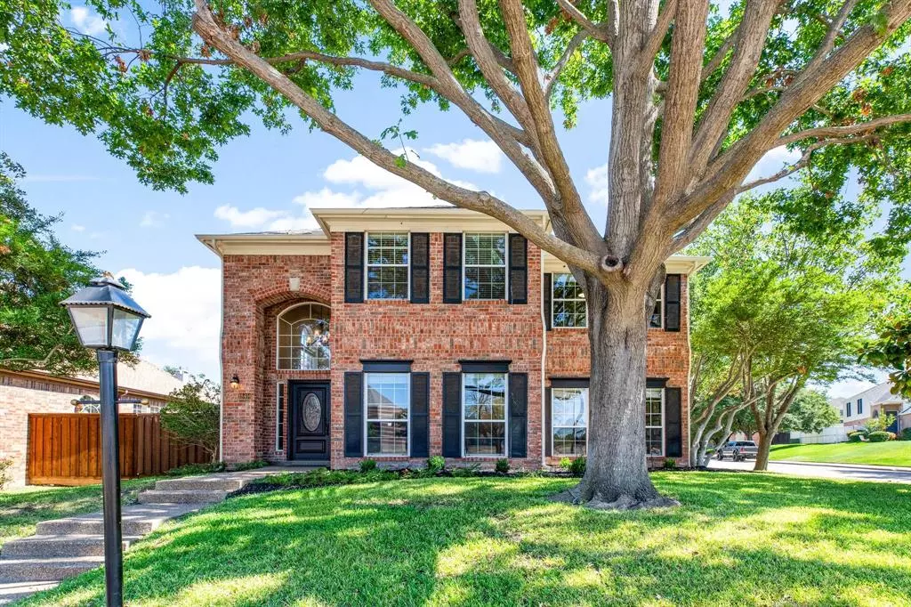 Dallas, TX 75252,18404 Woodpond Place