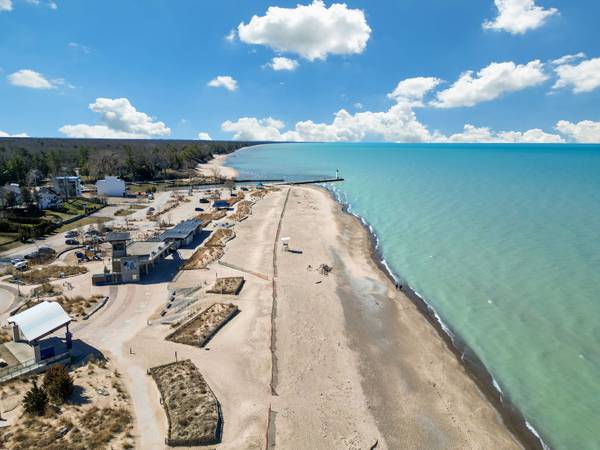 Lambton Shores, ON N0M 1T0,9 PINE ST #101