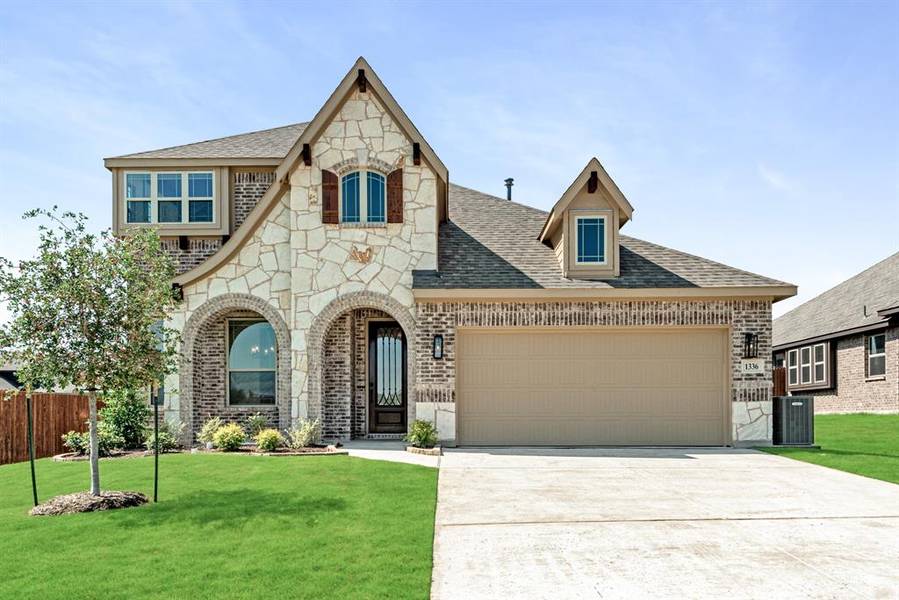 1336 Hunters Ridge Drive, Crowley, TX 76036