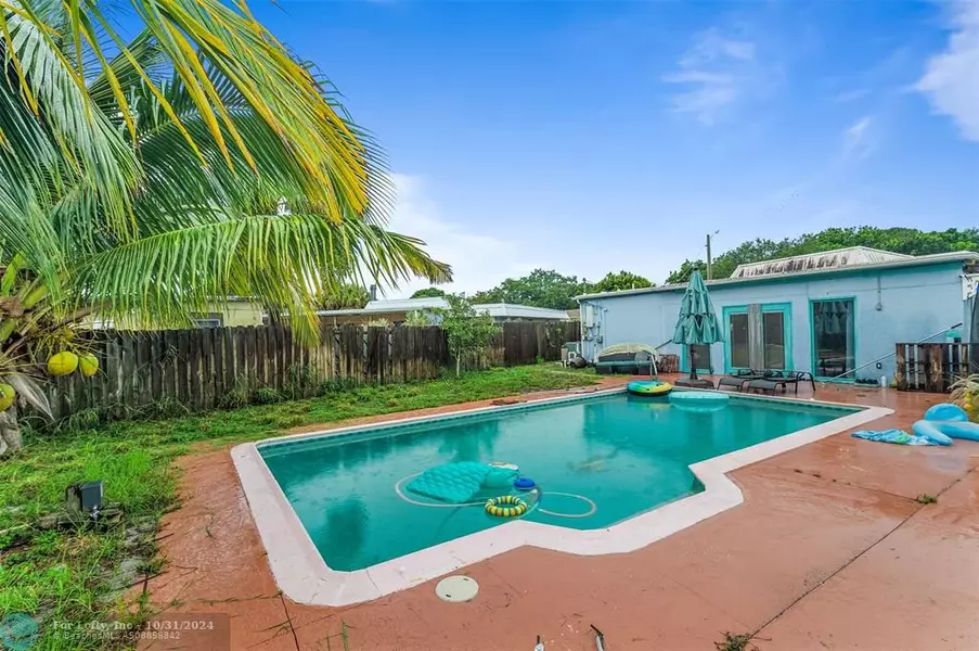 1408 S 10th St, Fort Pierce, FL 34950