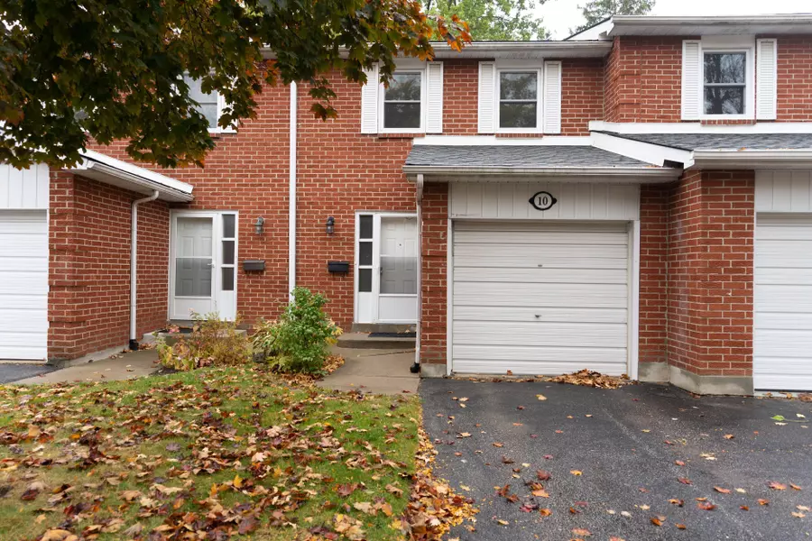 10 Corkory WAY, Markham, ON L3T 4Z9