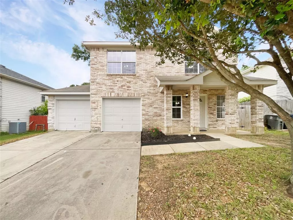 Dallas, TX 75051,1318 Pigeon Court