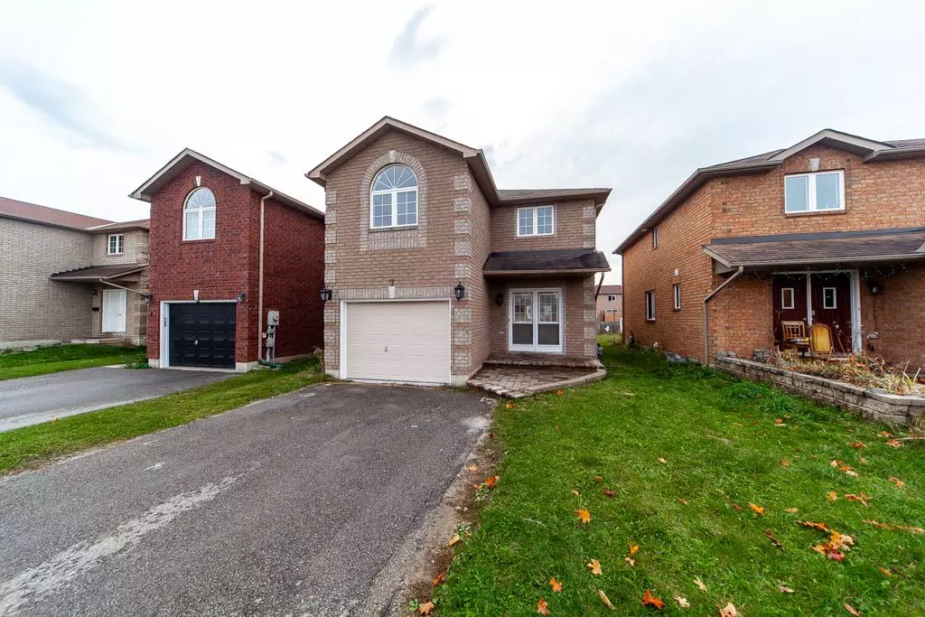 Barrie, ON L4M 0B9,7 Harrogate CT