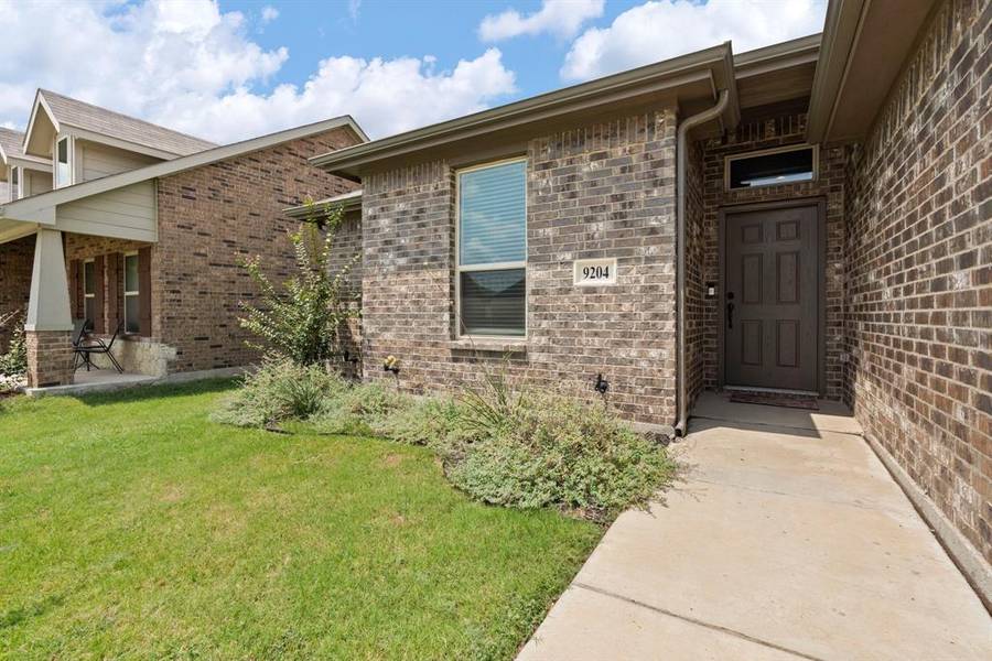 9204 Nevis Drive, Fort Worth, TX 76123