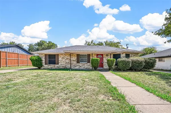 3626 W Rochelle Road, Irving, TX 75062