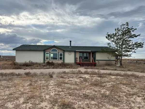 5595 Doyle Rd, Avondale, CO 81022