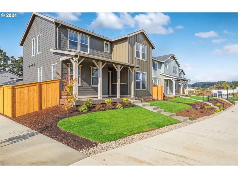 27180 SW Trillium LN, Wilsonville, OR 97070