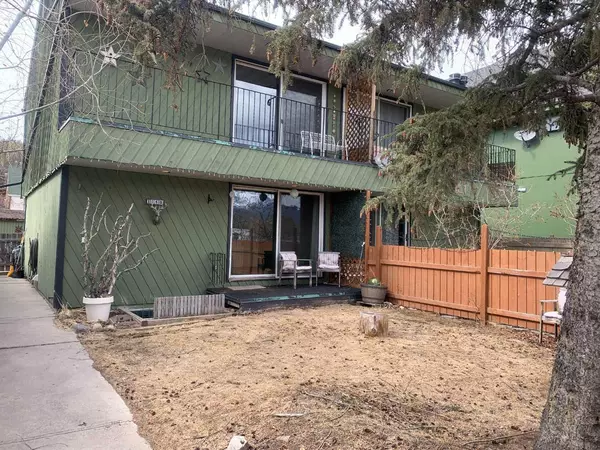 104B Connaught DR,  Jasper,  AB T0E1E0