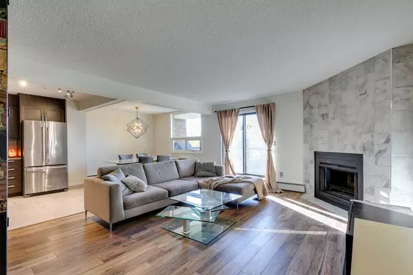 Calgary, AB T2S 0M4,220 26 AVE SW #401