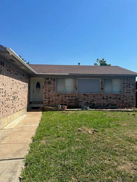 1714 N Yale Drive, Garland, TX 75042