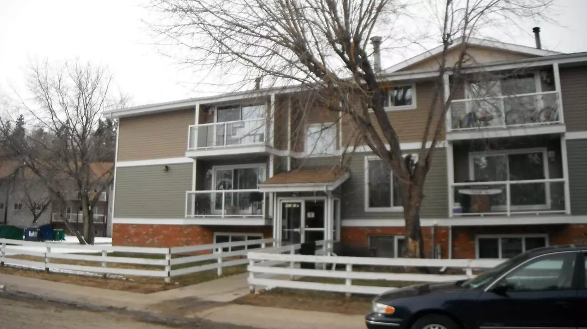 Red Deer, AB T4N 6H4,5812 61 ST #206