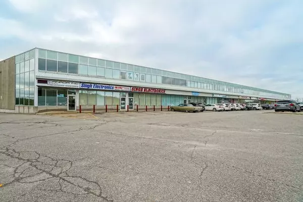 Toronto W10, ON M9W 0A2,7003 Steeles AVE W #11