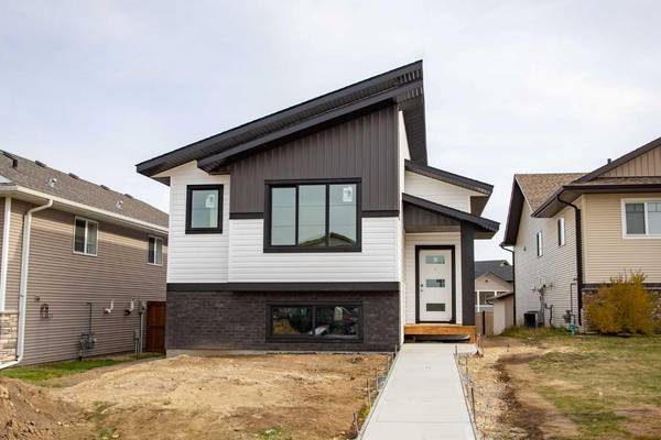 14 Artemis PL, Blackfalds, AB T4M 0M1