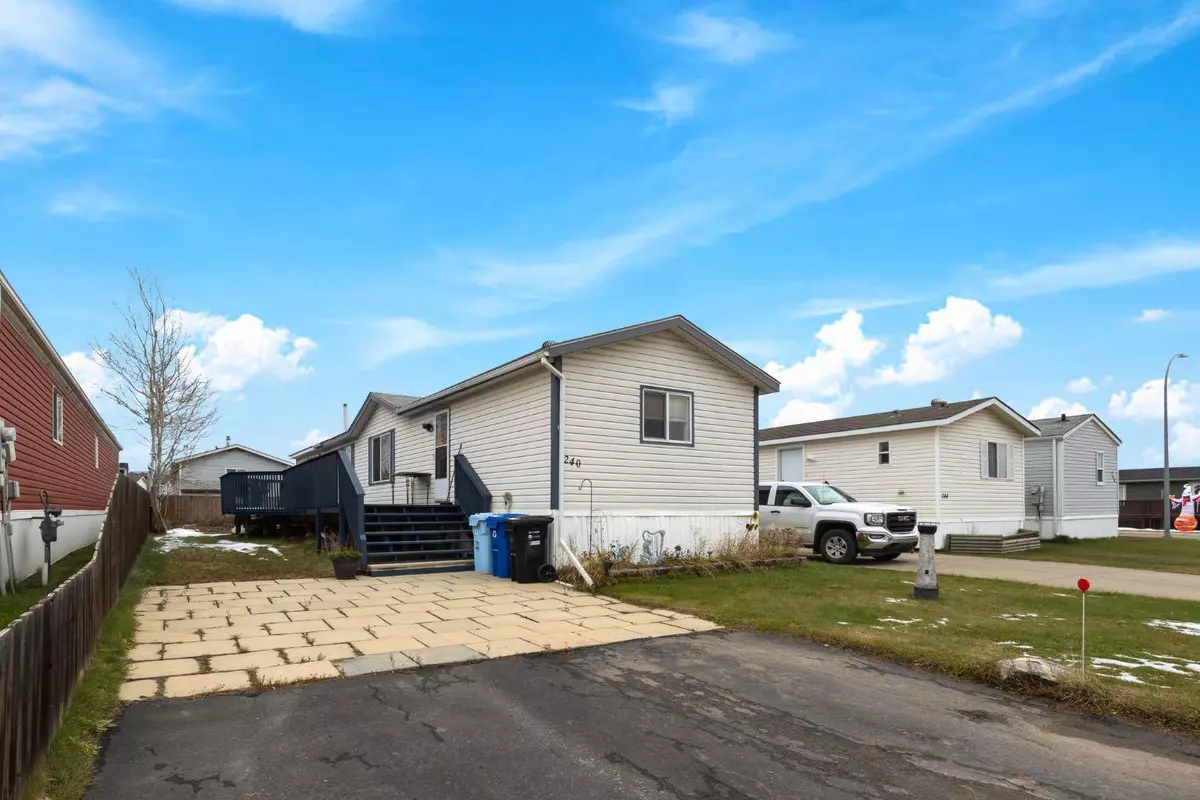 Fort Mcmurray, AB T9H 5M2,240 Palomino Close