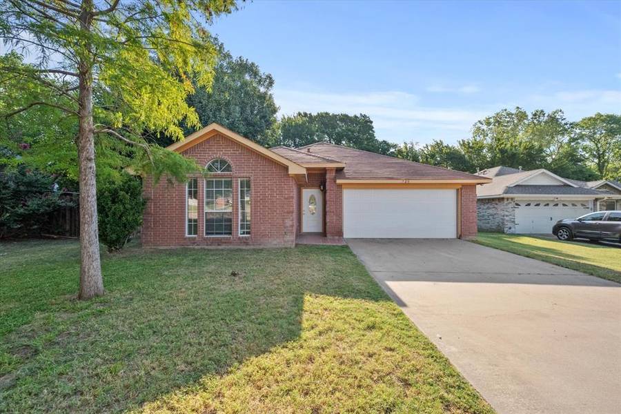 720 Mimosa Trail, Cedar Hill, TX 75104