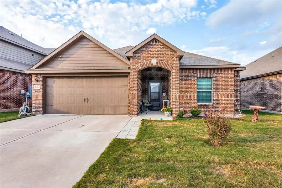 4036 Mackinac Drive, Crowley, TX 76036