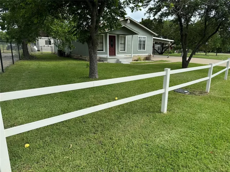 574 County Road 1812, Clifton, TX 76634