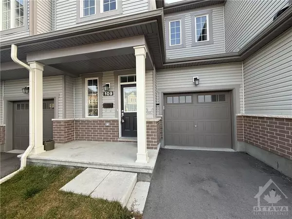 Barrhaven, ON K2J 6W1,109 MESA DR