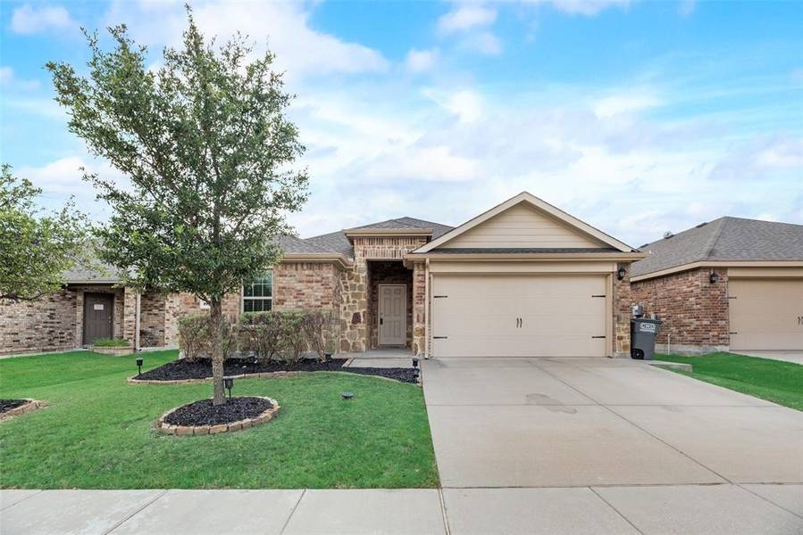 1003 Riverstone Trail, Princeton, TX 75407