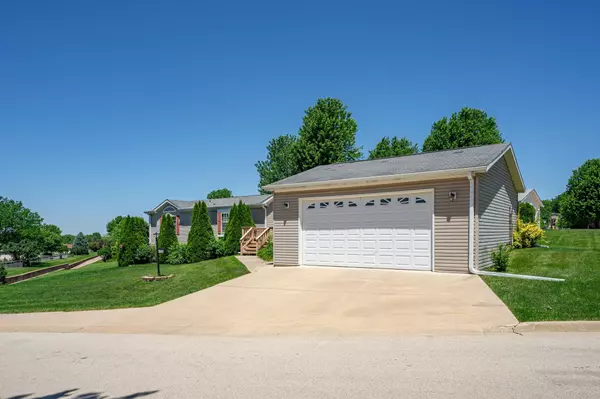 Machesney Park, IL 61115,5740 BUTTERNUT Drive