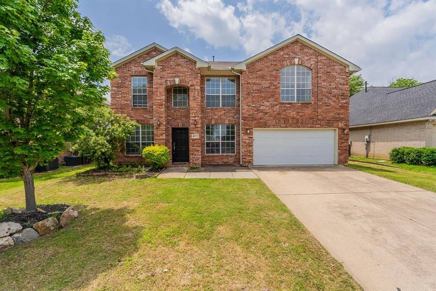 4717 Lincolnshire Drive, Grand Prairie, TX 75052